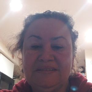 Meet your Posher, Gloria